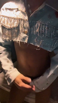 Exhiber Le Corps Avec Des Vêtements Que J’ai Faits
