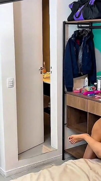 Piccola visita della birichina Tiffany Carioca, la ragazza birichina ama il pericolo e mi ha dato un momento di tranquillità così mia moglie non se ne accorgesse