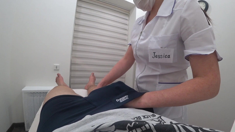 Luna Roulette: Real Nurse Sucked Dick After Massage