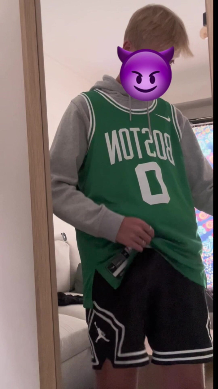 Axton Drake: Basketball Bro Gets Horny and Shoots a Fat Load