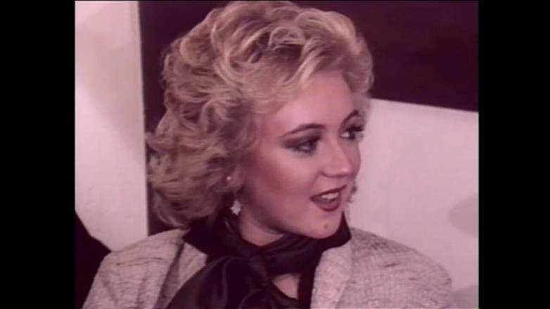 Vintage Usa: Two MILFs Fucked and Cummed in Mouth by Big Cock...