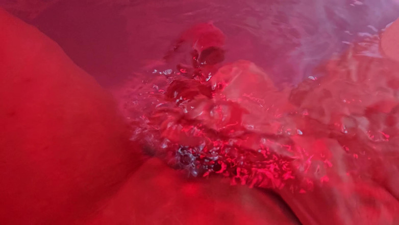 Velvet Akage: Кончаю под водой