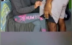 Minha vizinha vem pedir açúcar e eu dou a ela uma foda