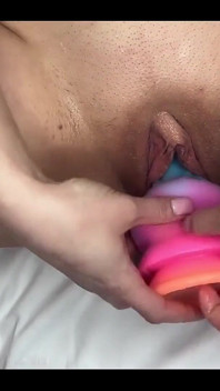Este fantástico consolador da tanto placer