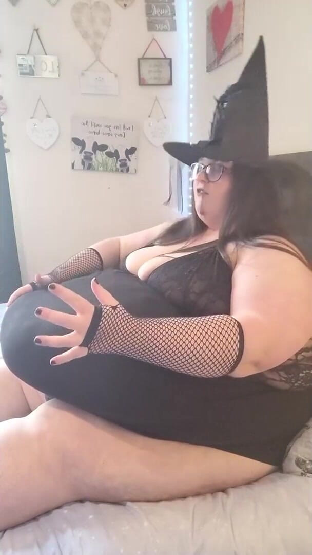 SSBBWLadyBrads: Oglindă pe perete