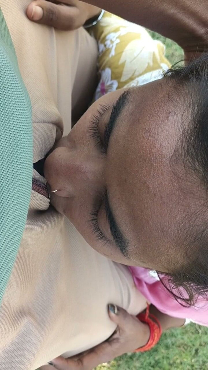 Sexy_Vandana: Pura Pani Muhnh Main Nikal Diya Oral Sex Desi