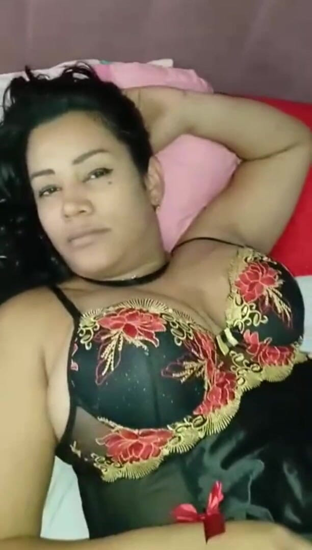 Kelli kumar: Benimle uyan