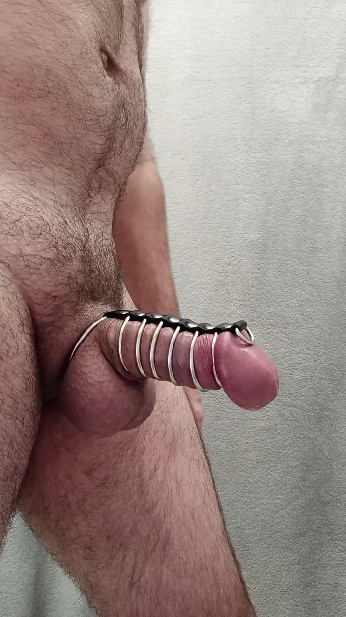 Bob Vajra: Penis Jewelry Baru