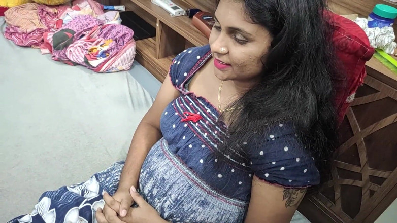 Vaigavarun Feet romance: Feet Lick Romance