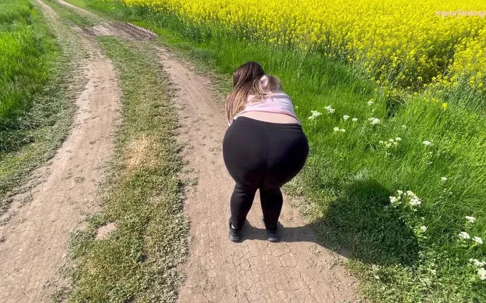 Your fantasy studio: Walking Farts Outside