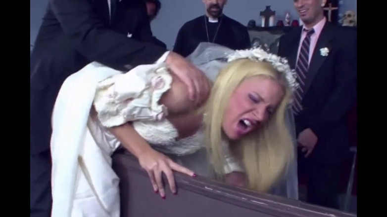 Vintage X: La sposa ha bisogno di una doppia penetrazione