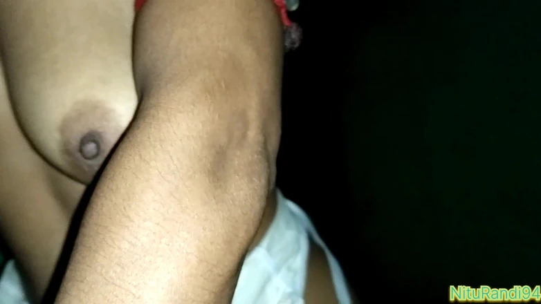 NituRandi94: Village sexig Bhabhi Ka Lund ridning video hindi ljud