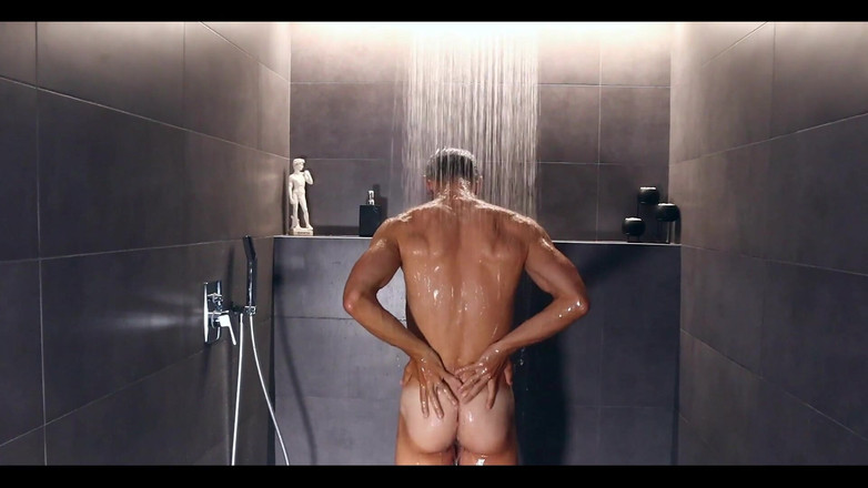 Zeus Ray: Chtěl bych se s tebou osprchovat, zlato. Připojte se ke...