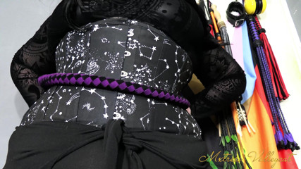 Mxtress Valleycat: Hourglass Tease