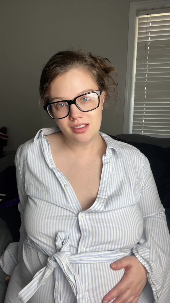 Dirtysecret: Scopa La Tua Collega Incinta