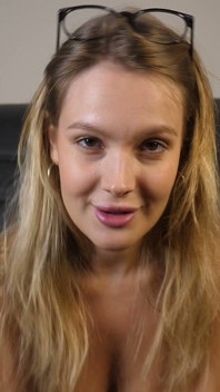 Virtual Sex. Horny Detective’s Interrogation
