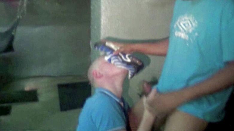 Discret Cruising sex: Cewek penurut dengan sepatu kenegangan saat lagi berlayar di malam...