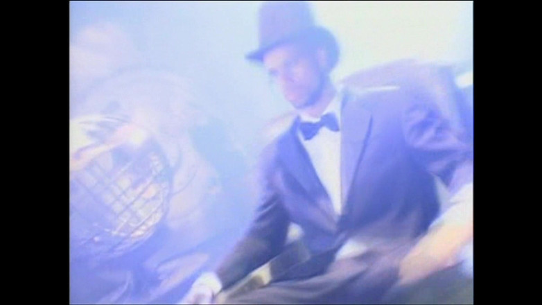 Real Home Made: 亚历克西斯意外射精