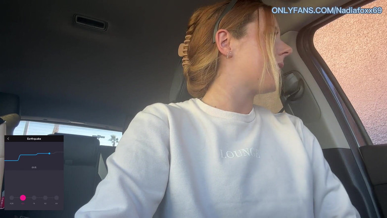 Nadia Foxx: Dzień vlog orgazmu !! Dołącz do mnie na cały dzień bujnej...