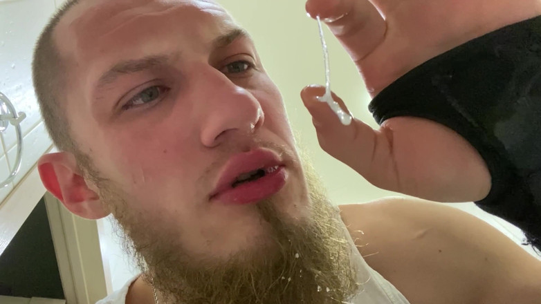 Hunky time: Snot a slintající muž