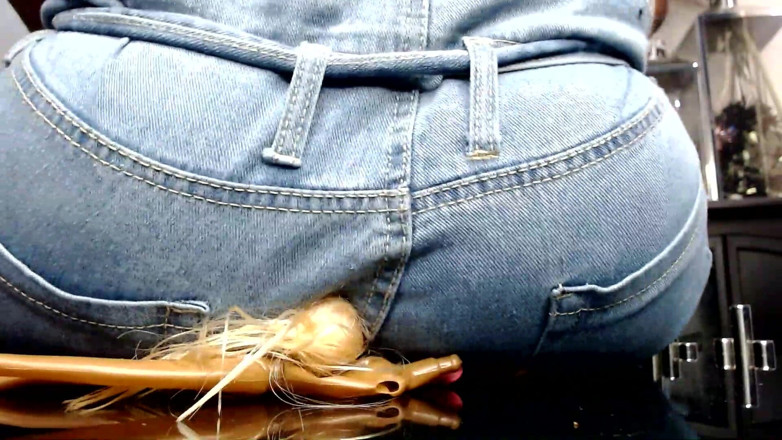 Maeling: Shrunk Teens Crushed in Denim Jeans and Ass Stifled Ignorant