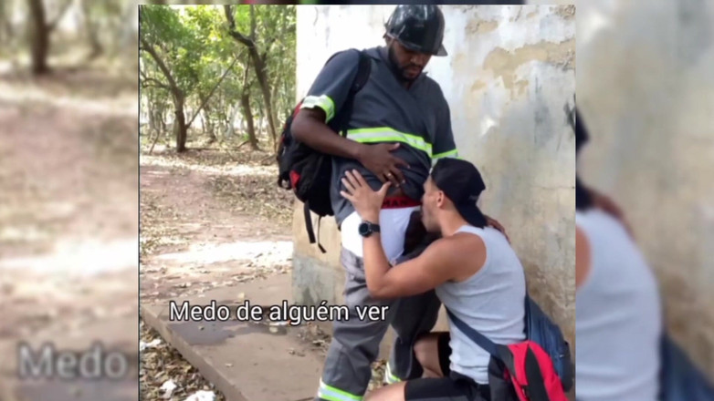 TheBlacKHunterr: Я ушла с работы и нашла парня, чтобы отсосать мне и трахнуть его на публике