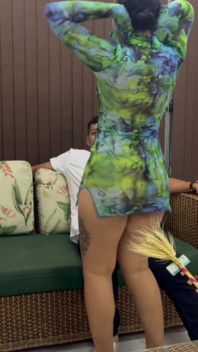 Puttana colombiana mi succhia il cazzo