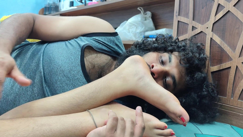 Vaishnavysharunraj: จูบตูดสุดฮอตกับ Pennis Kiss และโรแมนติกตูดสุดฮอตกับ 69 โรแมนติก