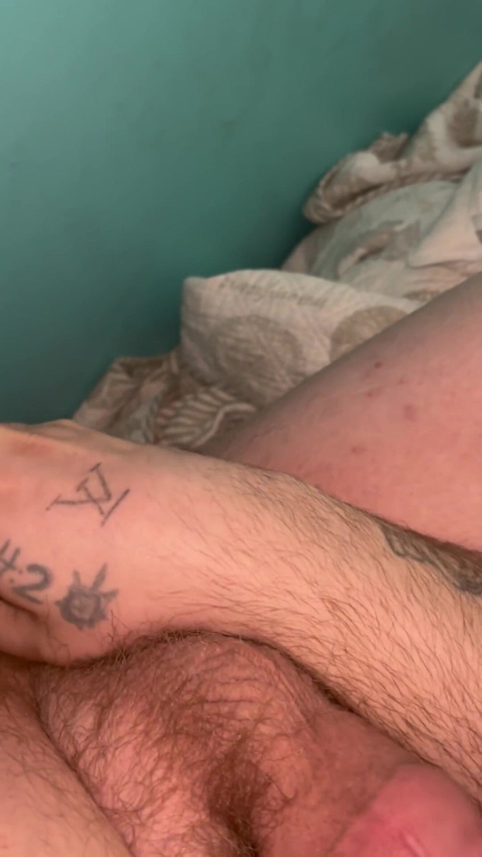 Bigwhitecock: Încerc să-mi întind gaura mai larg