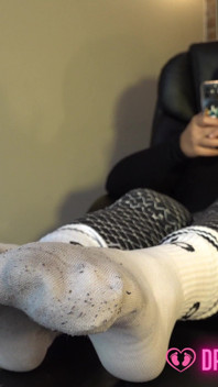 Thalina's Feet in Your Face - (dreamgirls in Socks)