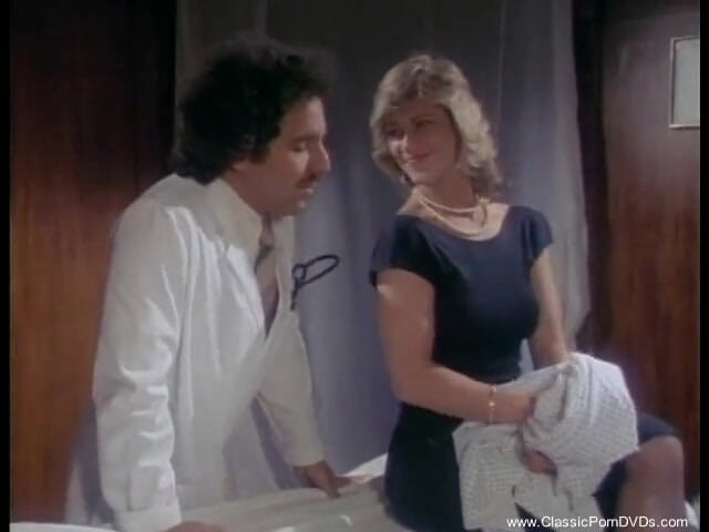 Classic Porn DVDs: Wunderbare milf wird von ihrem arzt geknallt