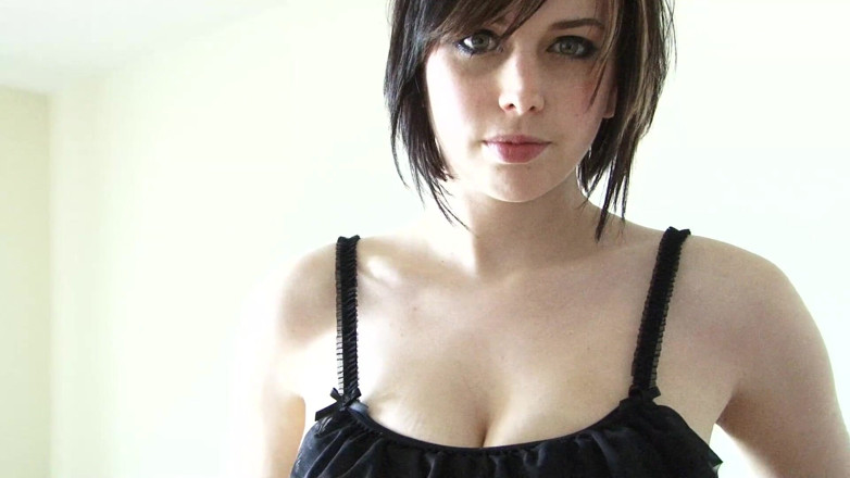 Perv Milfs n Teens: 巨乳英国モデルルイーザフォン - Perv Milfs n Teens