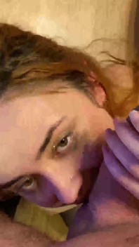 Zrzka děvka dostane šílený výstřik na obličej