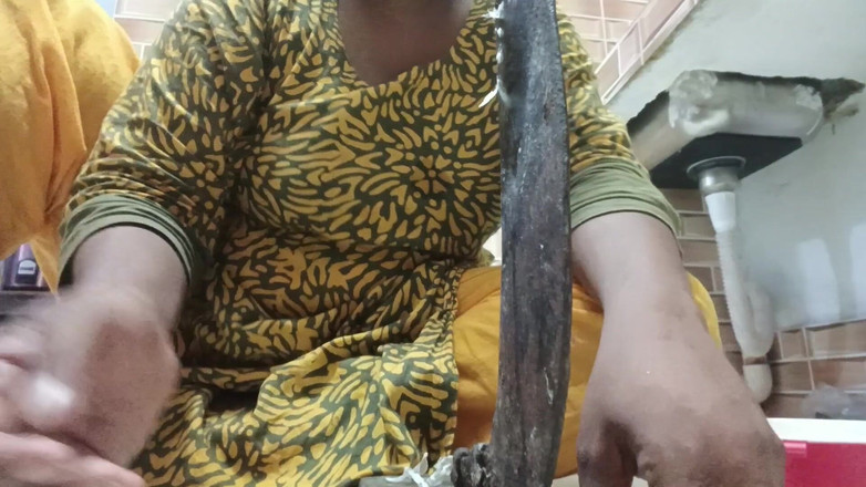 Skakoi: 德西女孩语音故事 mamar bari