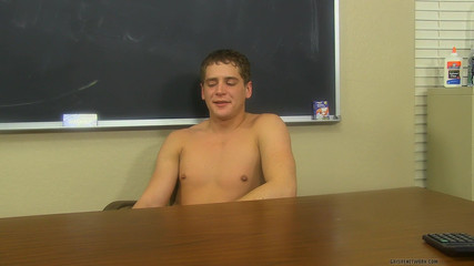 Teach Twinks: Max rád učí twinks