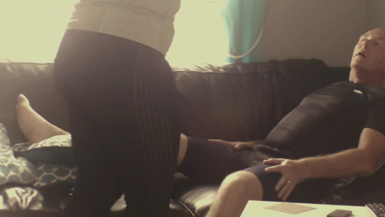 The adventures of Kylie Britain: Kylie má fitness sezení