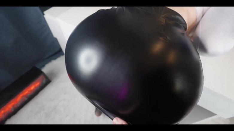 Peachgardens: 거유 밀프와 하드코어 섹스