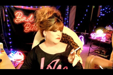 FemmeCheri120: Chit Chat