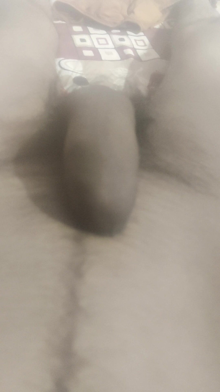 Gigolo Tv: おばさんが私のペニスを見た