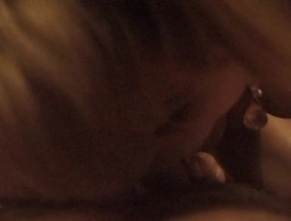 Flash Model Amateurs: Blonde slut fingered