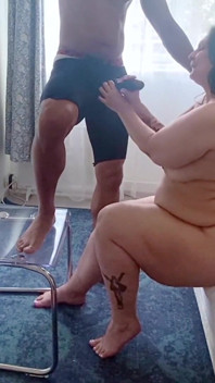 BBW Żona Zaprasza BBC Do Domu, Aby Osuszyć Fajki Na Spermę. Rogacz Mąż Zegarki