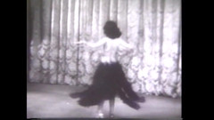 The Unforgettable: 官能的な挑発的なダンス