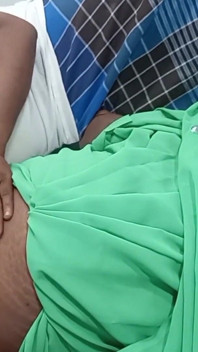 Grön Saree House fru fitta slickar orgasm