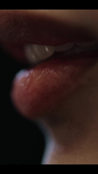 Porno vampir cu Rikako Katayama și Nancy Ace - Dominare lesbiană asiatică gotică sexy de control al minții