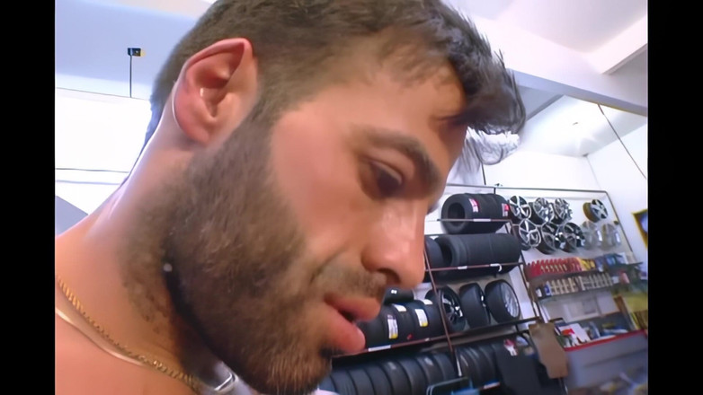 2 much love: İlahi güzellik derine alıyor