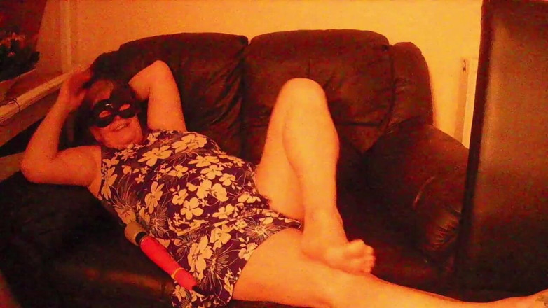 Julie Cunningham: Julie Cunningham first webcam wank