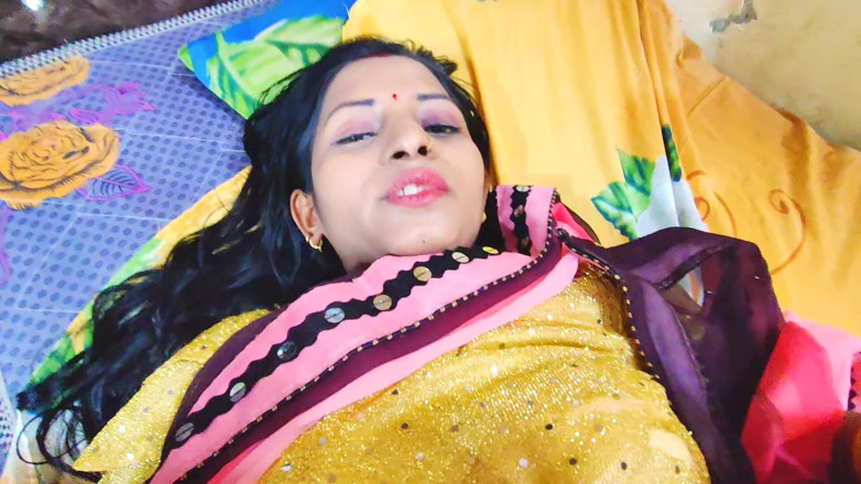 BadAim6: Fată sexy din satul indian Parnita face sex cu băiatul...