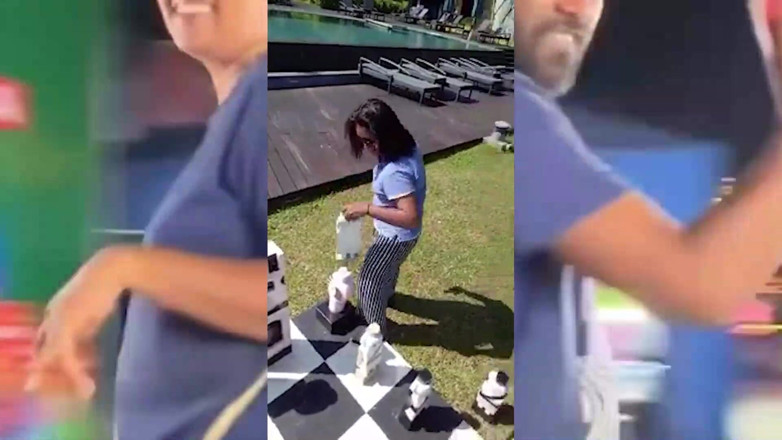 Tina Baby: Esta tia foi comprada em casa de uma festa que...