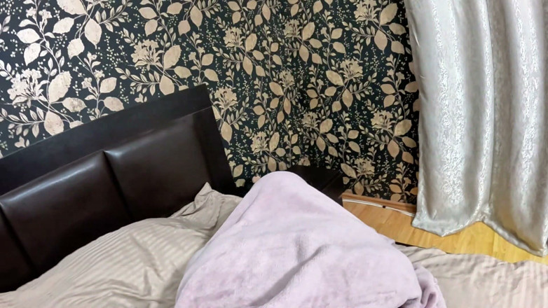 MilfyCalla: Brown Leather Dominant Wife Twin Sister Twist. Deepthroat, Doggy and...