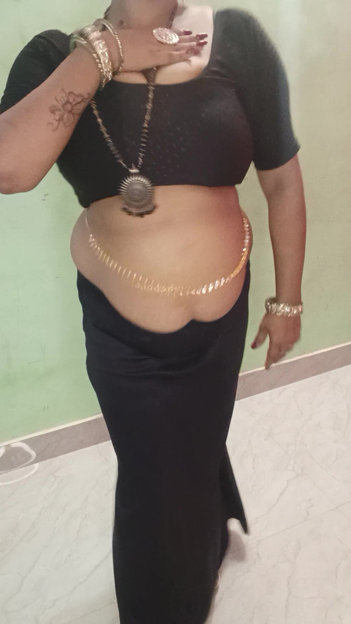 Kavita suman: Bbw Ấn Độ khiêu vũ và làm tình saree blouse rõ ràng...